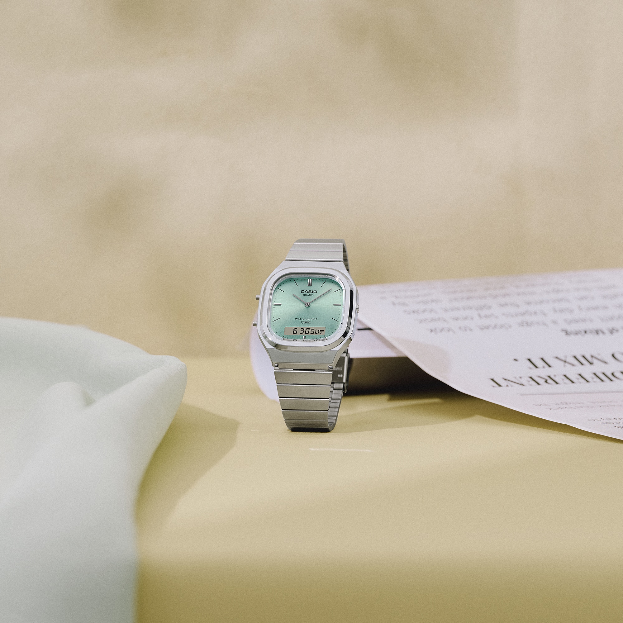 AQ240E-2A VINTAGE Silver - Image 2