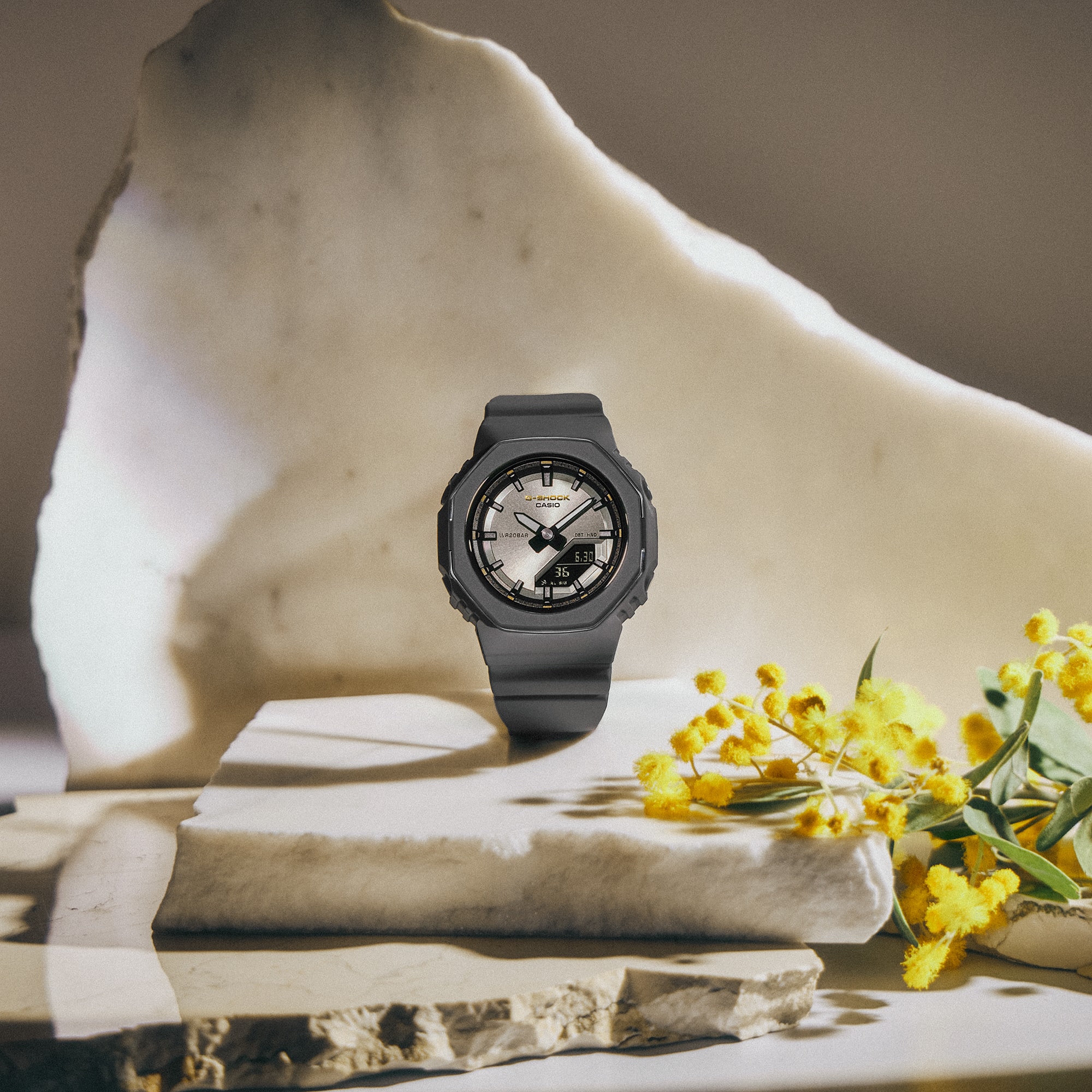 GMAP2126W-8A | G-SHOCK ANALOG-DIGITAL Gray - Image 2